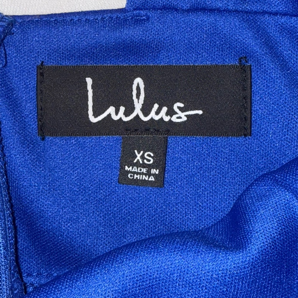 ~Lulu's Blue Backless Bodycon Dress with Cap Sleeves - Picture 6 of 6